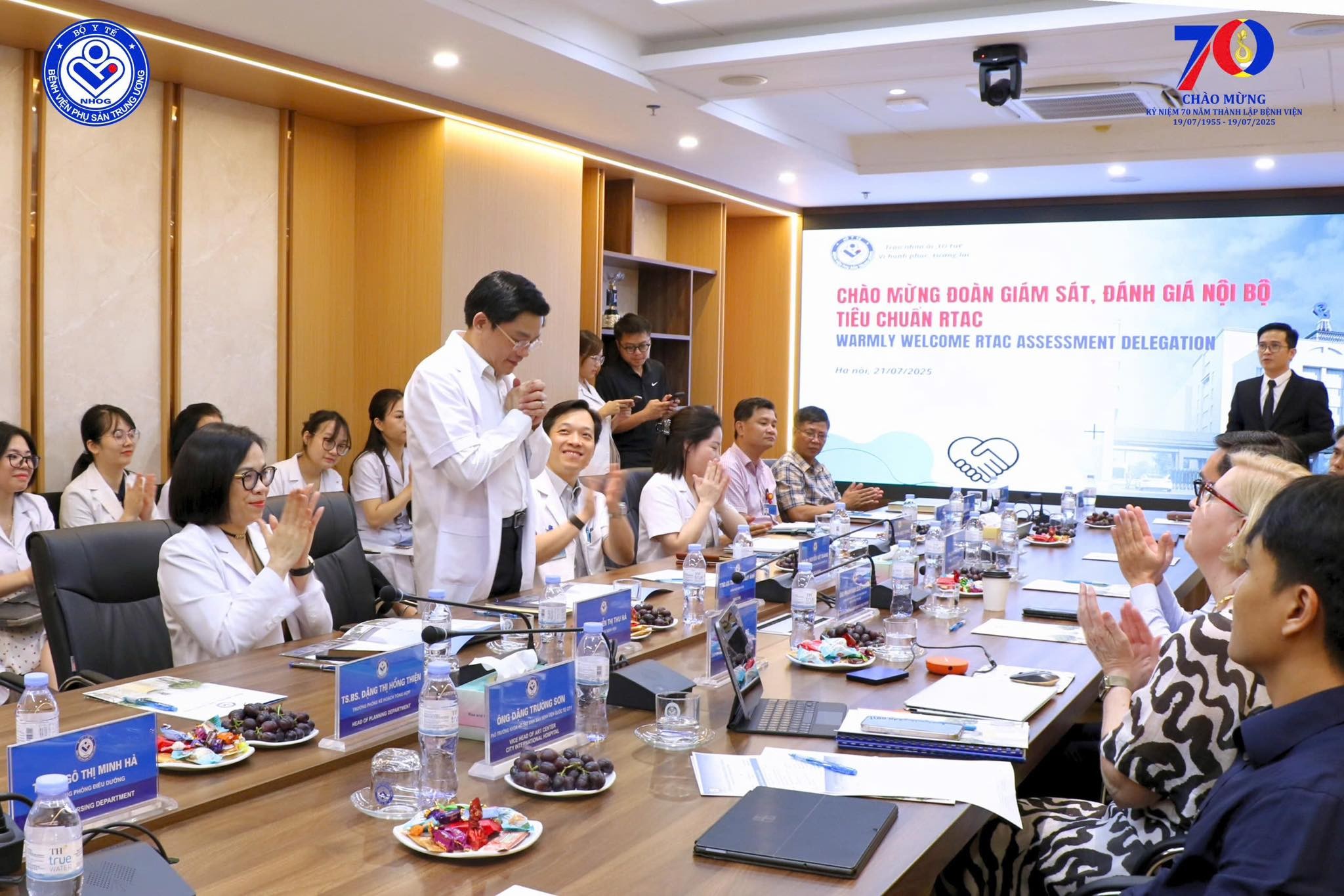 Bệnh viện Phụ sản trung ương đón đoàn chuyên gia quốc tế giám sát, đánh giá nội bộ 