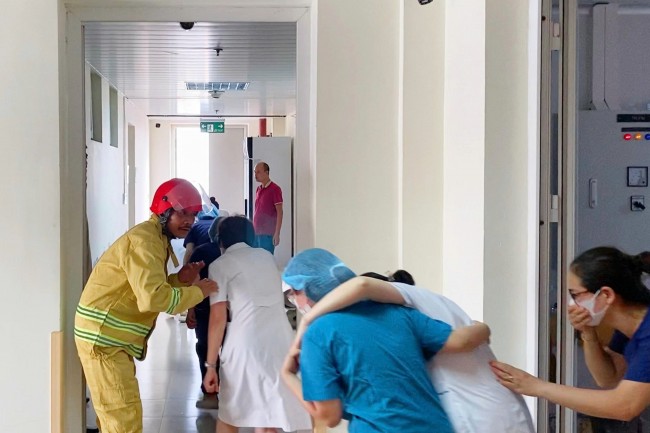 Diễn tập phòng cháy chữa cháy tại Trung tâm Hỗ trợ sinh sản Quốc gia Diễn tập phòng cháy chữa cháy tại Trung tâm Hỗ trợ sinh sản Quốc gia