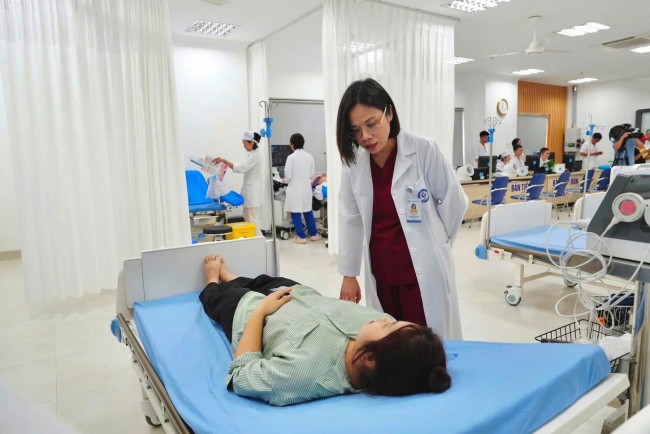 Không khí rộn ràng trong ngày đầu mở cửa tại Trung tâm Hỗ trợ sinh sản Quốc Gia – cơ sở 2! Không khí rộn ràng trong ngày đầu mở cửa tại Trung tâm Hỗ trợ sinh sản Quốc Gia – cơ sở 2!