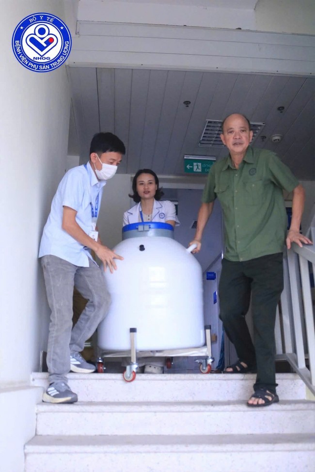 Buổi tập huấn xử lý rò rỉ khí và Nito lỏng tại Trung tâm Hỗ trợ sinh sản Quốc Gia